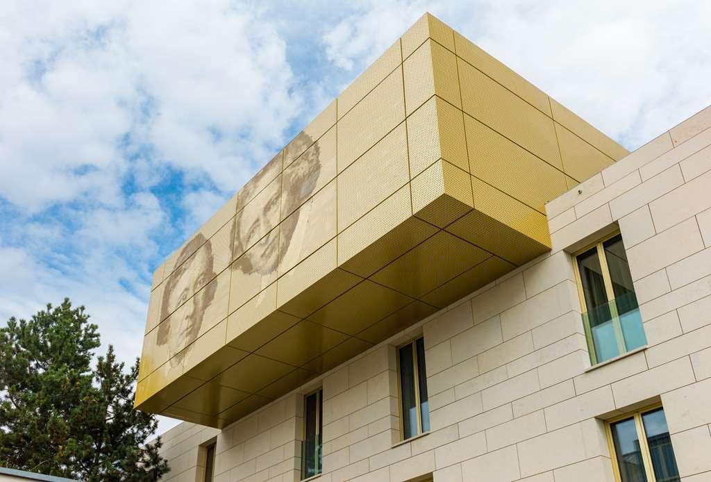 Hotel Gude Касел Екстериор снимка